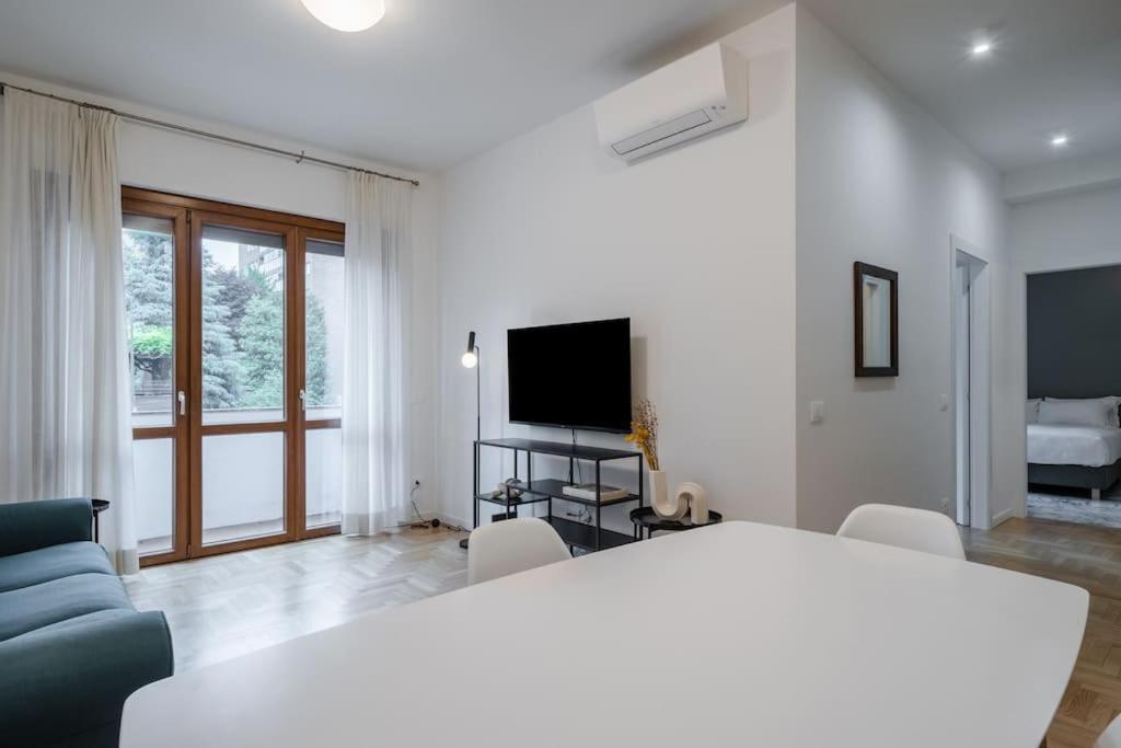 Citylife - 2Br Милан Экстерьер фото
