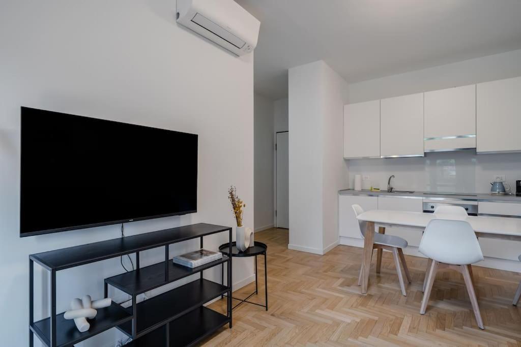 Citylife - 2Br Милан Экстерьер фото